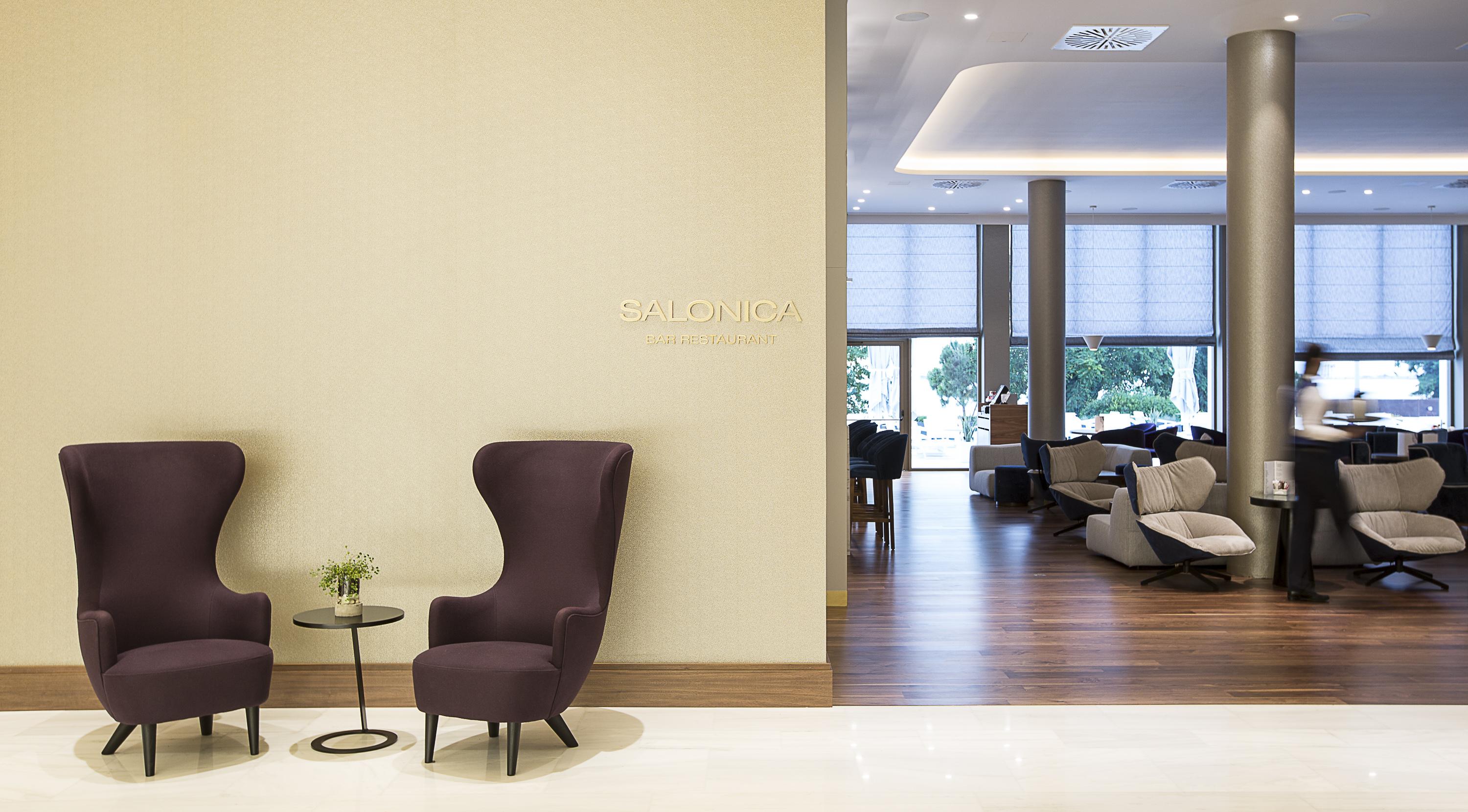 Makedonia Palace Thessalonique Extérieur photo The Salon lounge at Athens International Airport