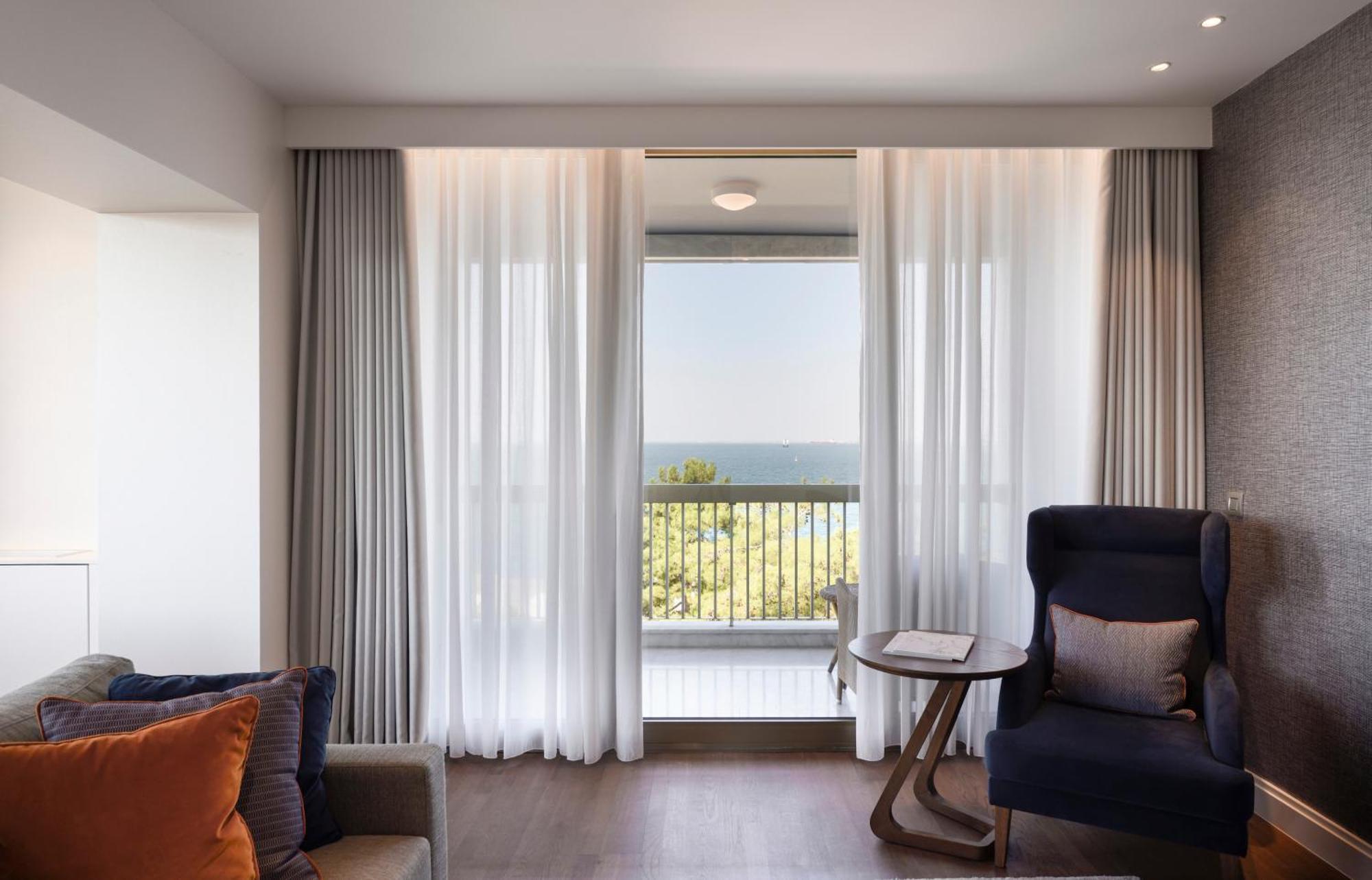 Makedonia Palace Thessalonique Extérieur photo A room at the hotel